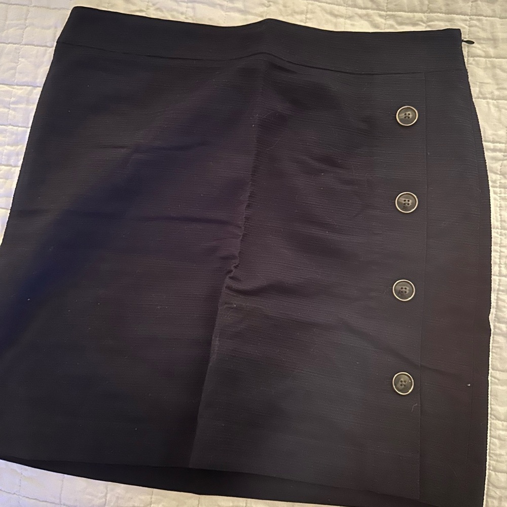 Ann Taylor Factory Navy Skirt With Side Buttons Size 14P NWT
